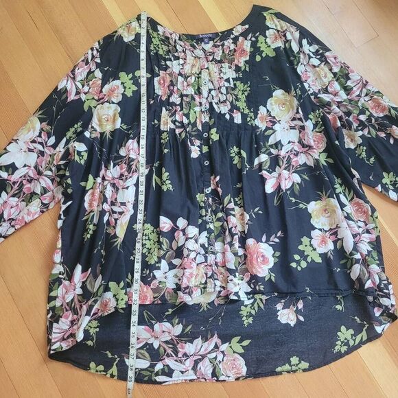 Roaman's 40W 100% cotton dark floral print pleated front button up blouse cottag - Picture 6 of 9